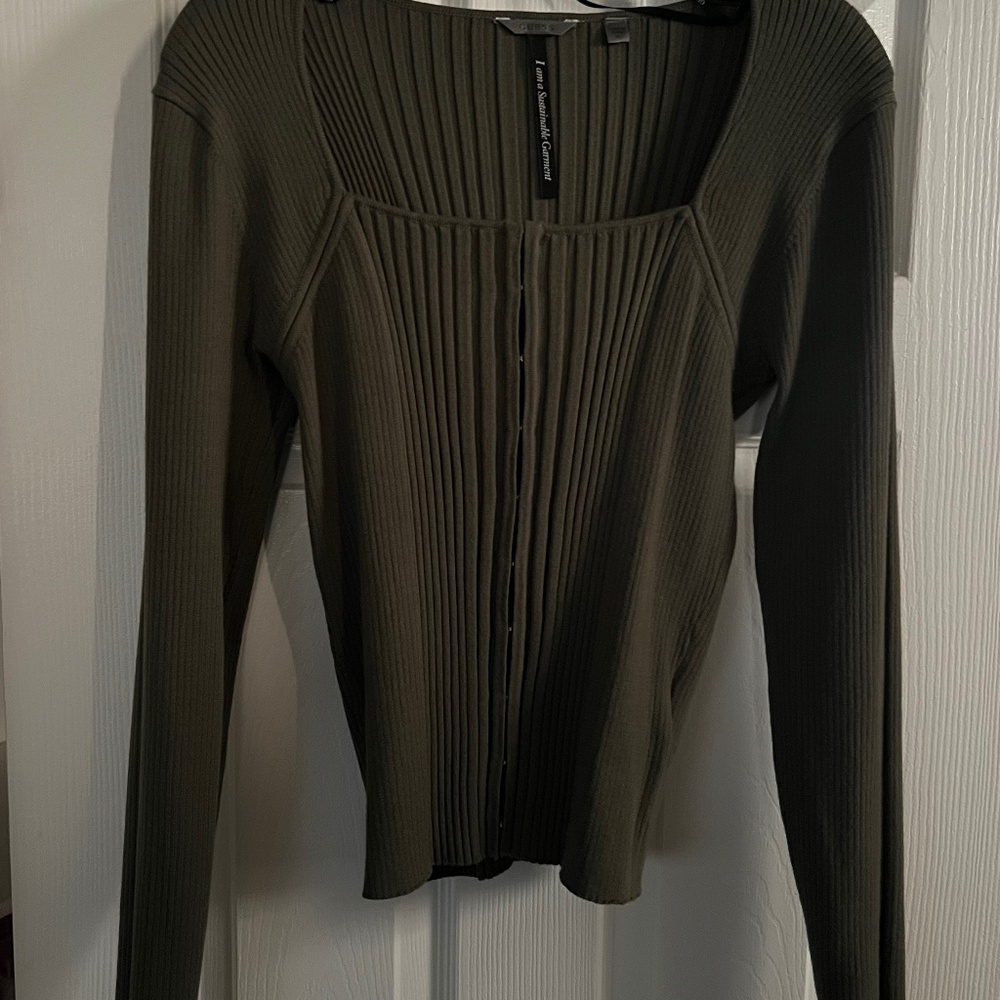Guess sweater